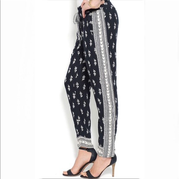 Lucky Brand Pants - 🌸 Lucky Brand Paisley Print Drawstring Pants L